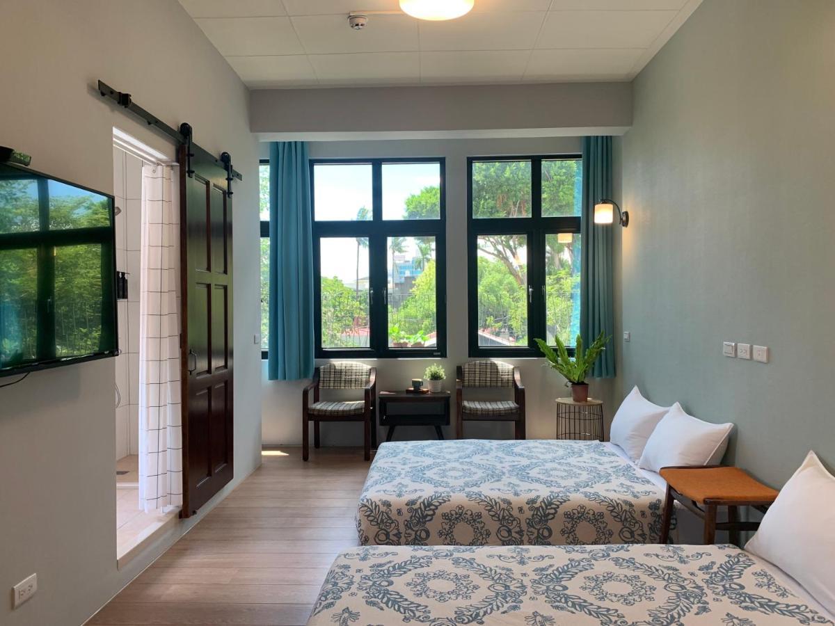 Oyaji Guesthouse-依人數床位數計價開放房型 Tainan Dış mekan fotoğraf