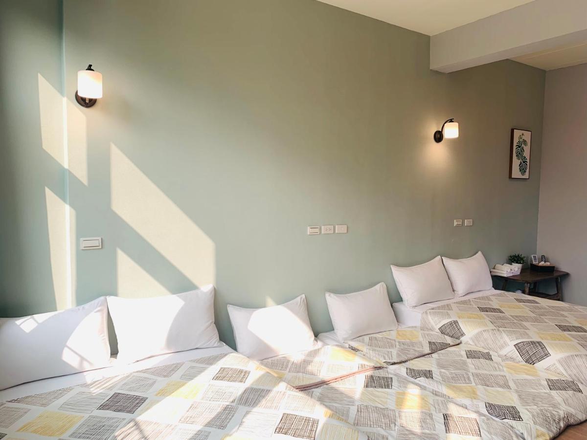 Oyaji Guesthouse-依人數床位數計價開放房型 Tainan Dış mekan fotoğraf